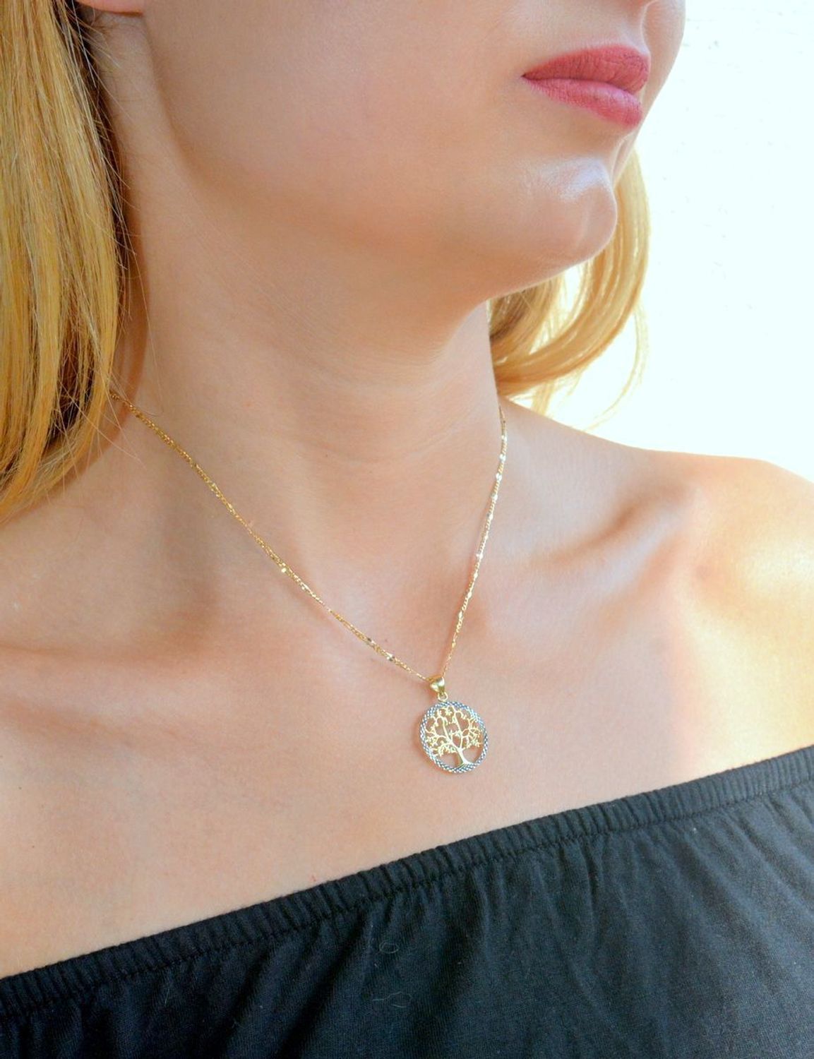 Złota zawieszka 375 drzewko szczęścia z białym złotem ZA 7015 375. Złota zawieszka damska. Złota zawieszka drzewko szczęścia próby 375. Złota zawieszka damska. Wisiorek złoty. Złota zawieszka na prezent (2).jpg